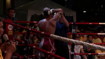 Fight 16: JackNaron Por.Pramuk VS Aranpretead Sor.Kitrungreung